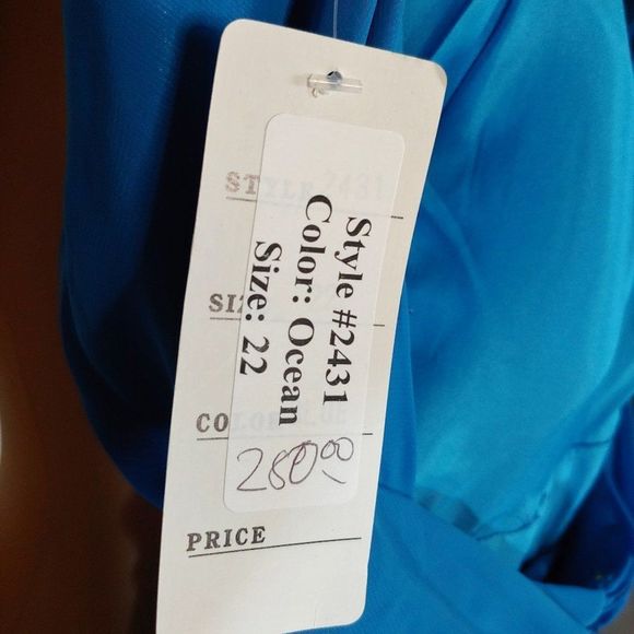 (29) NWT Wow Long Gown Style #2431 Ocean Blue Size 22 - Picture 3 of 4